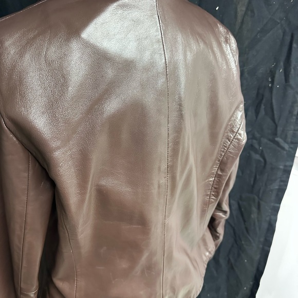 Brown leather jacket - Picture 3 of 5